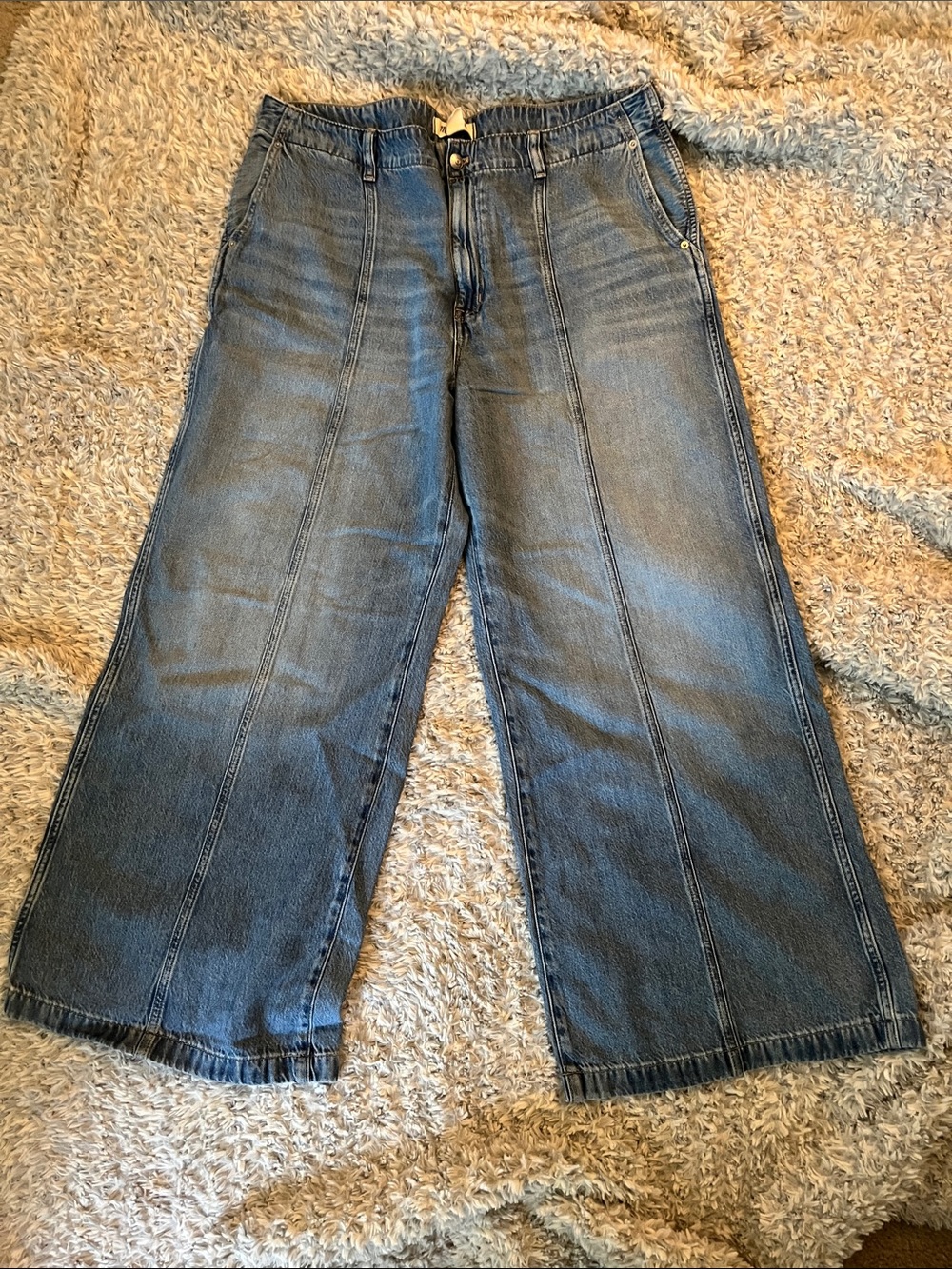 Madewell Wide-Leg Jeans in Washed Blue Denim